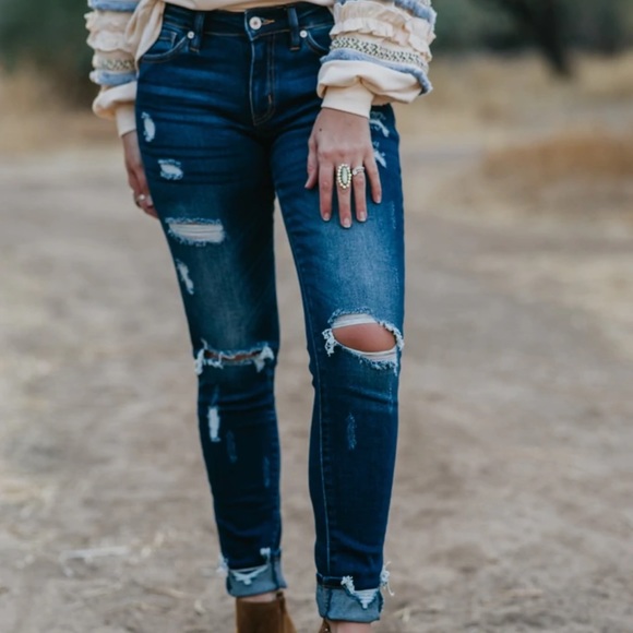 Wren and Ivory Kancan Delia Distressed Jeans - Picture 4 of 7
